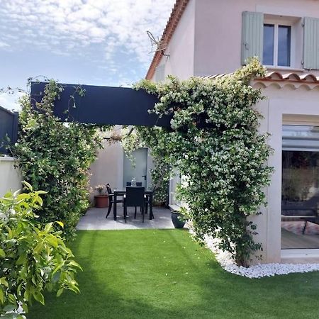 Maison Entiere Redessan ภายนอก รูปภาพ