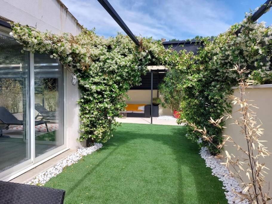 Maison Entiere Redessan ภายนอก รูปภาพ