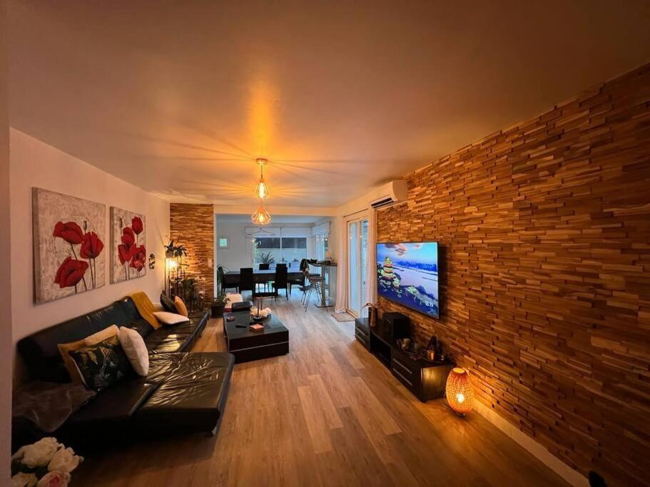 Maison Entiere Redessan ภายนอก รูปภาพ