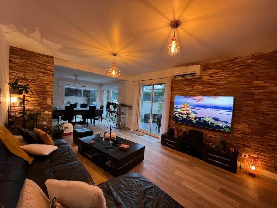 Maison Entiere Redessan ภายนอก รูปภาพ